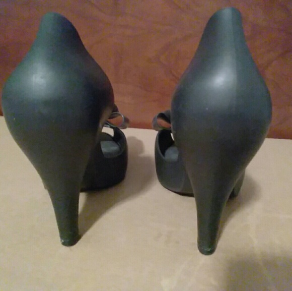 Melissa black mermaid double bow 4' heels size 9 - Picture 4 of 8